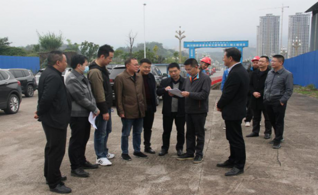 市国资委党委书记熊明霜带队实地调研检查学习贯彻党的二十大精神和